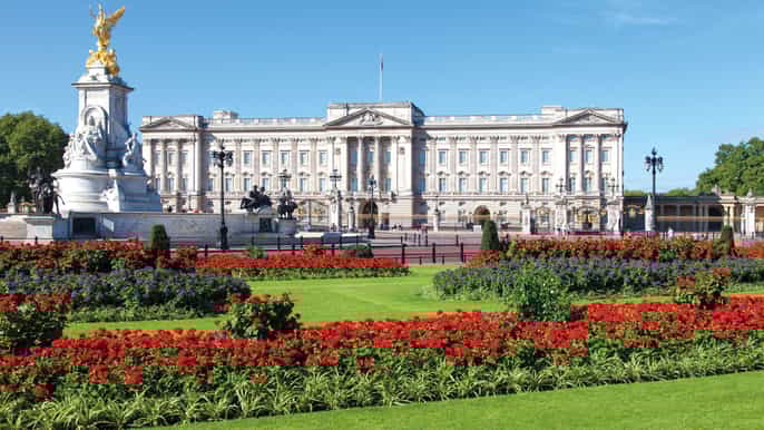 royal london walking tour with changing of the guard