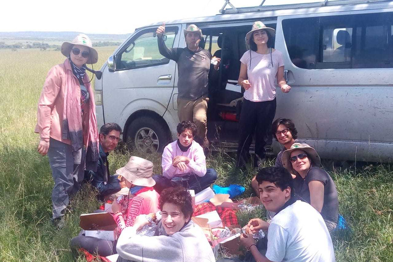 Arusha: Safari de lujo de 2 días por el Serengeti