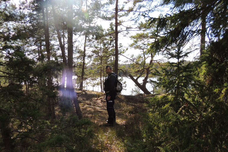 Stockholm: Zelf begeleide wandelingen in de prachtige natuurMetro naar sauna