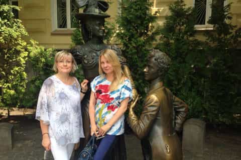 Kiev: City Exploration and Kiev Pechersk Lavra Tour