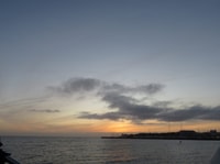 Cascais, voyage en bateau au coucher du soleil avec des boissons de bienvenue - Housity