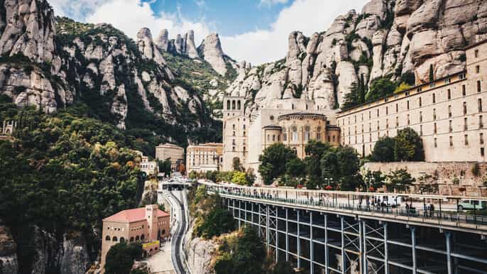 barcelona halfday montserrat experience