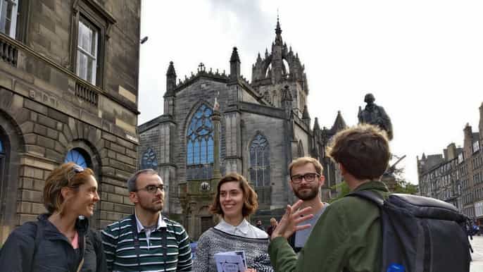 edinburgh old town architecture tour