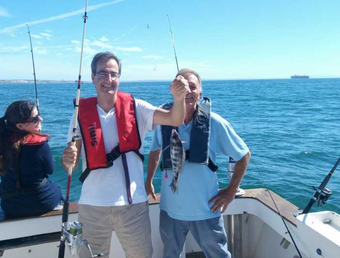 Cascais: tour di pesca di mezza giornata