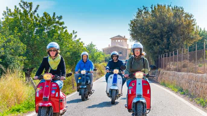 palma de mallorca alquiler de scooter vintage