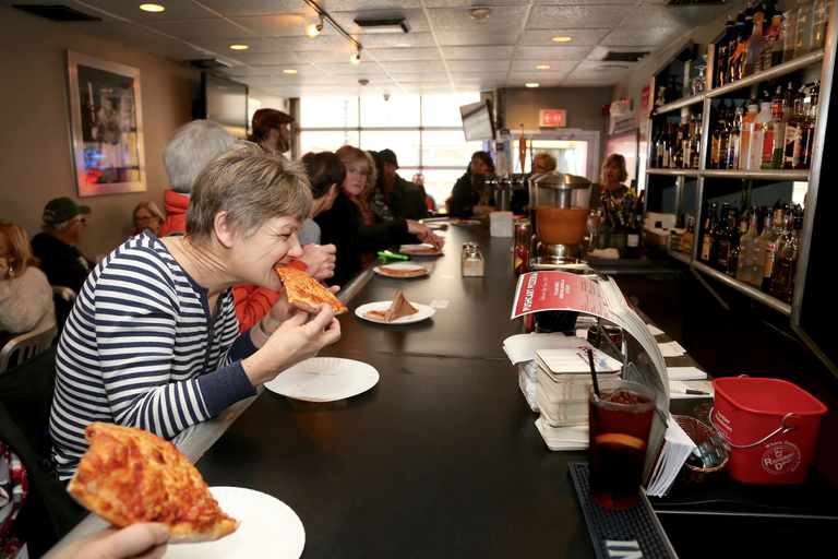 Boston: North End Pizza Walking Tour con 3 porciones y Cannoli