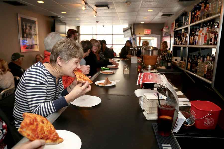 Boston: North End Pizza-Tour mit 3 Stück Pizza und Cannoli. Foto: GetYourGuide
