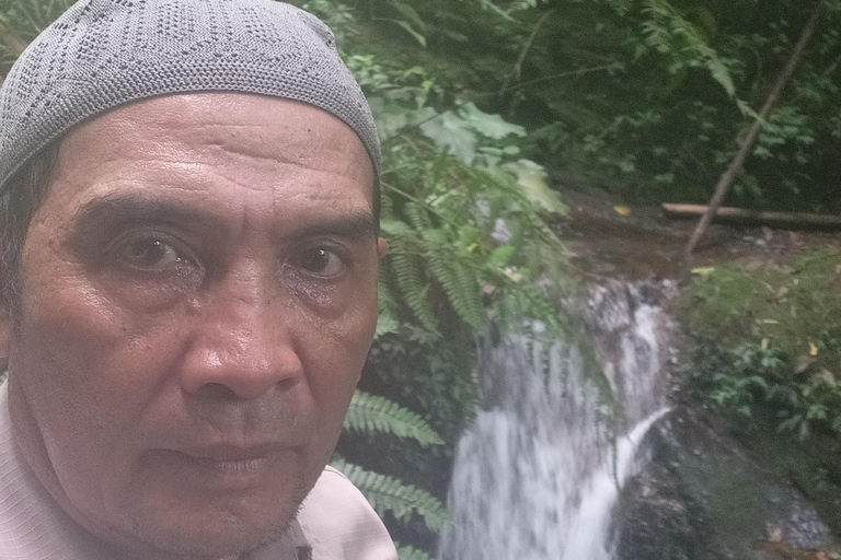 Bogor Botanical Garden and Domas Megalithic Site Tour