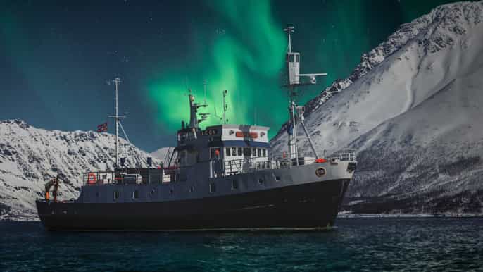 tromsø crociera tra le luci del nord con idromassaggio