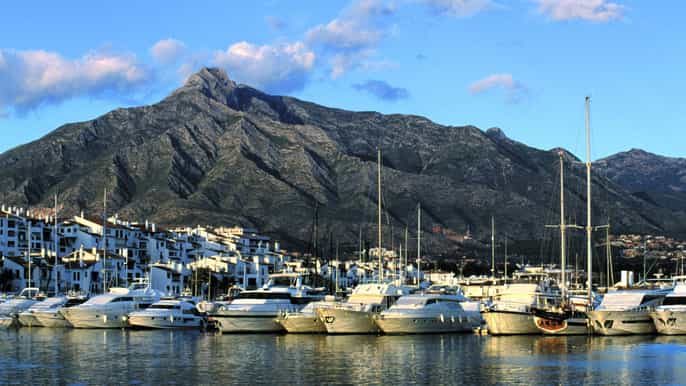 marbella old town tour boattrip til puerto banús