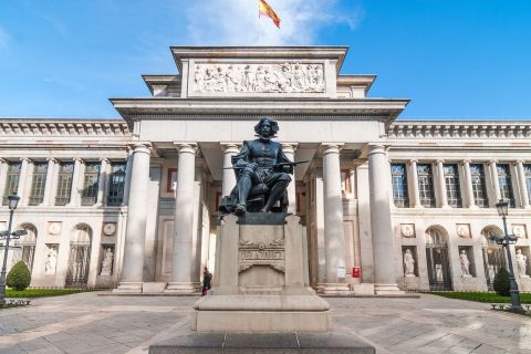 Madrid: tour guiado a pie de 2 horas por los lugares destacados de la ciudad