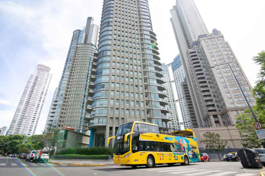 Buenos Aires: Hop-On-Hop-Off-Bus mit Audioguide