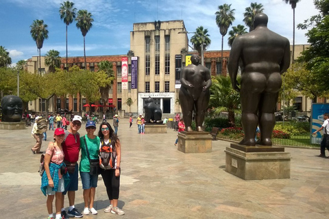 Medellin: Private Half-day Main Attractions Tour