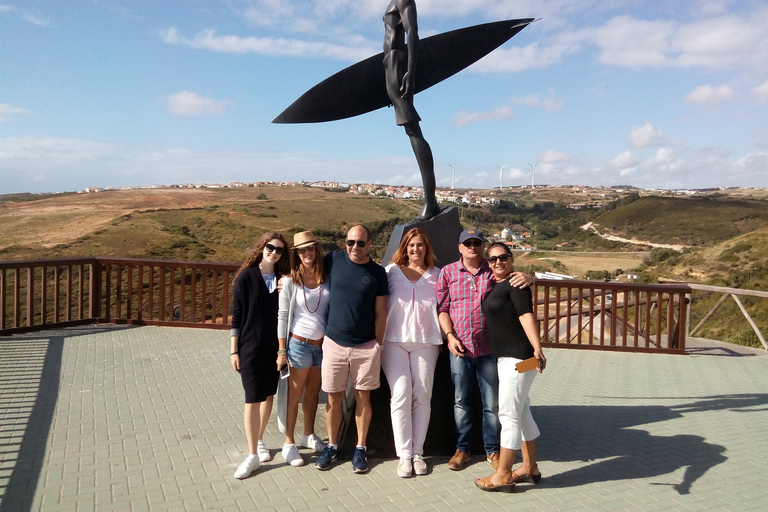 From Lisbon: Coastal Villages and Mafra Palace Guided Tour Meeting Point at Hotel Mundial