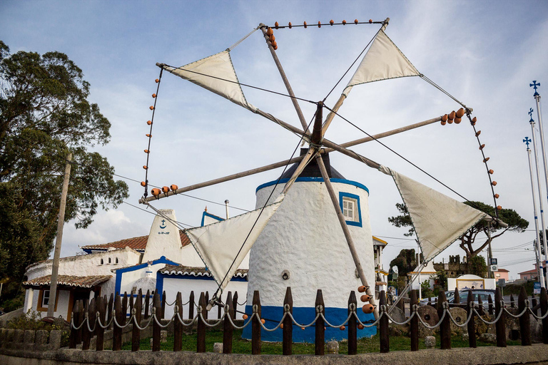 From Lisbon: Coastal Villages and Mafra Palace Guided Tour Meeting Point at Hotel Mundial