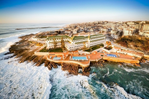 Von Lissabon: Küstendörfer und Mafra Palace Guided TourTreffpunkt im Hotel Mundial