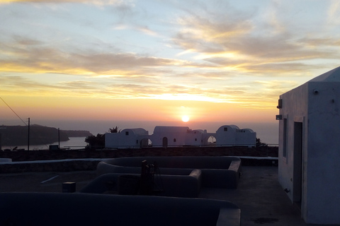 Santorini: Wine Tasting Tour & Sunset Viewing