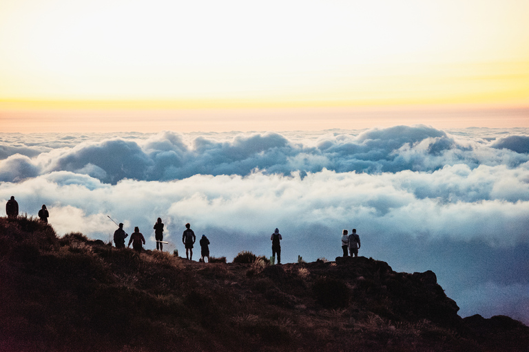 Wycieczka o wschodzie słońca bez przewodnika z Pico do Arieiro do Pico RuivoWycieczka o wschodzie słońca