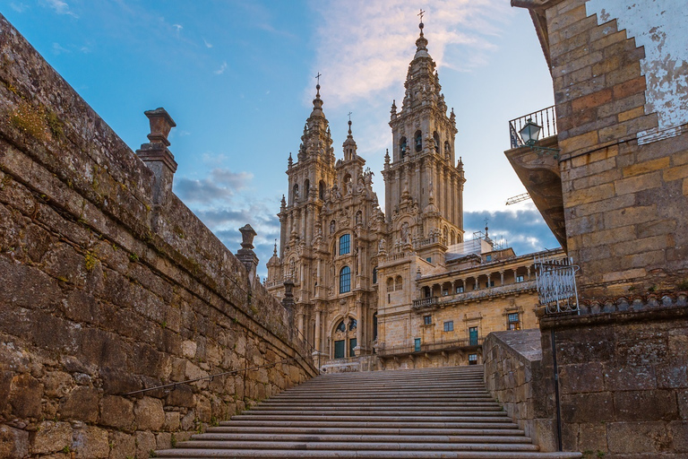 Santiago de Compostela heldagstur från Porto