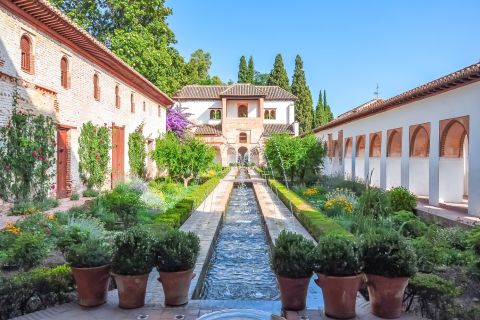 Alhambra y jardines del Generalife: ticket con acceso rápido