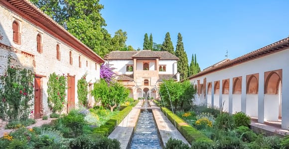 Granada: Alhambra Gardens and Generalife Ticket