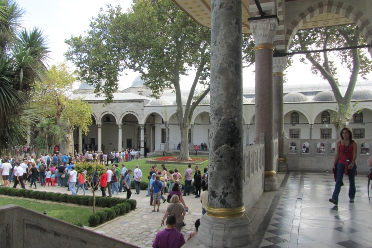 Istanbul: Topkapi and Hagia Sophia Small Group Tour Private Tour in English with Harem Visit