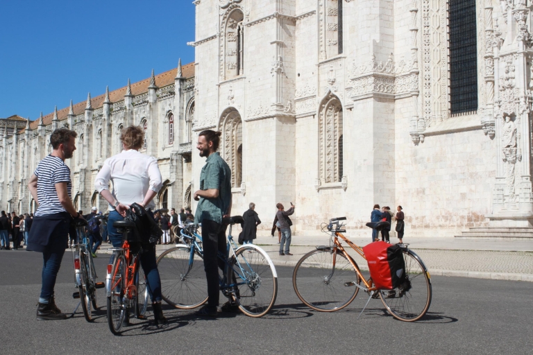 Lissabon: 3-stündige Vintage-FahrradtourTour auf Französisch