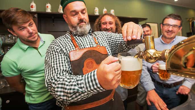 plzen pilsner brewery tour tapping class with meal beer