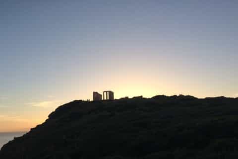 Athens: Private Cape Sounio and Vouliagmeni Lake Sunset Tour