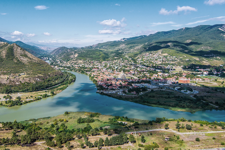 Visite privée : Jvari, Mtskheta, ville troglodyte païenne &quot;UplistsikheDe Tbilissi: visite guidée de groupe Jvari, Mtskheta, Uplistsikhe