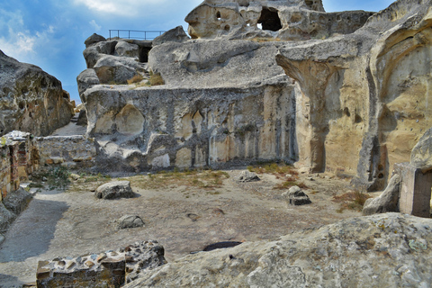 Visite privée : Jvari, Mtskheta, ville troglodyte païenne &quot;UplistsikheDe Tbilissi: visite guidée de groupe Jvari, Mtskheta, Uplistsikhe