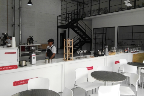 Medellin: Ervaring met koffiebrander en proeflab