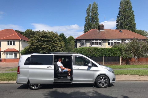 Liverpool: 2-Hour Strawberry Field & Penny Lane Tour