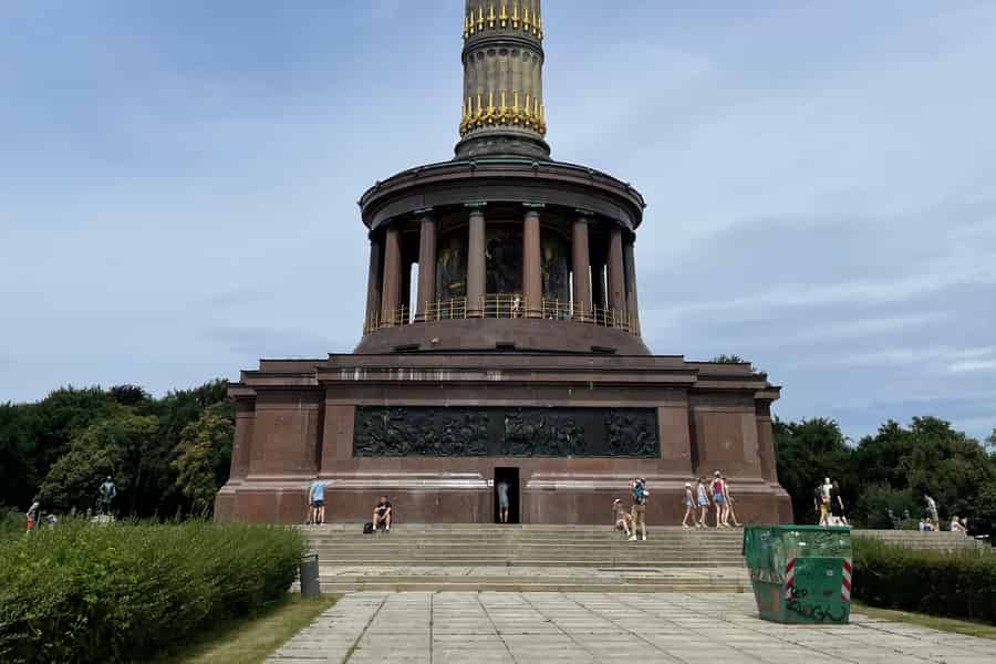 Berlin: Geschichtsrundgang – Sightseeing-Spaziergang auf Englisch. Foto: GetYourGuide