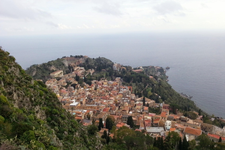 Catania: Tagesausflug nach Giardini, Taormina und CastelmolaFührung auf Italienisch
