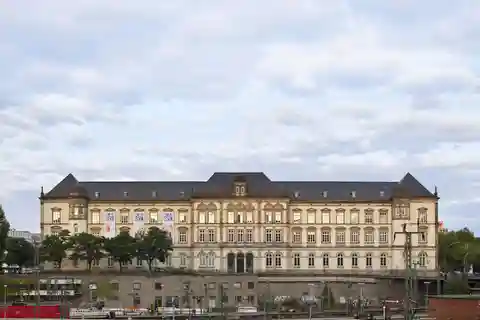 Hamburg: 3-Day Art Exhibition & Gallery Ticket