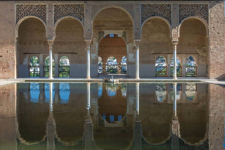 The Alhambra: 3-Hour Private Tour