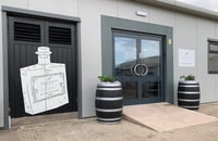 Stratford-upon-Avon, Shakespeare Gin Distillery Tour & Taste - Hizvo