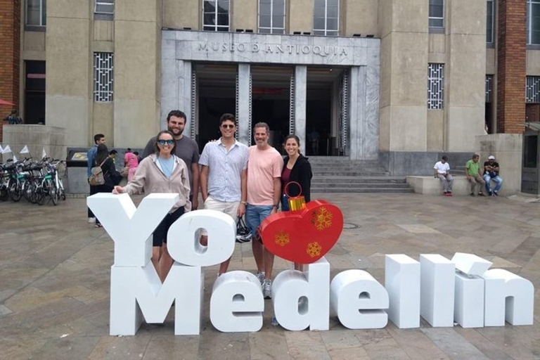 Medellín mit der Metro entdecken - privatStandard Option