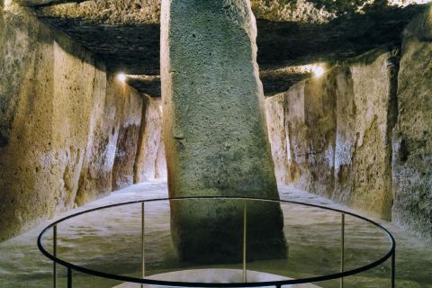 Antequera: tour dei dolmen e di El Torcal con trasferimento