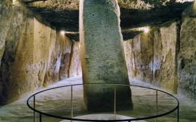 Antequera: Dolmens and El Torcal Tour with Transfer