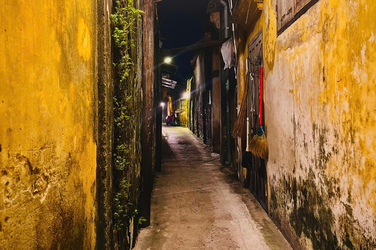 Hoi An: Boottocht op de Hoai rivier met het loslaten van een bloemenlantaarn