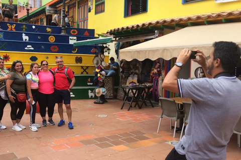 Medellin : Visite du groupe Peñol Rock et Guatape