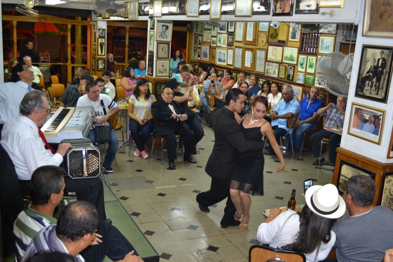 Medellín: 4 uur durend tango-avontuur met de plaatselijke bevolking