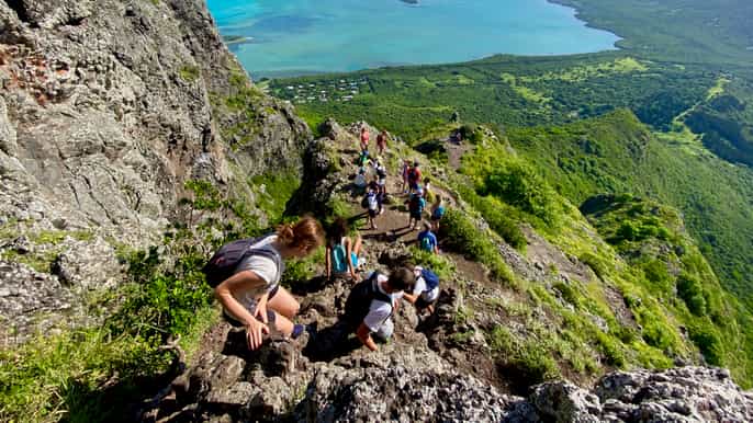 mauritius le morne mountain unesco eco hike