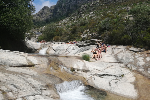 Do Porto: Caminhar, nadar ou simplesmente explorar o Parque Nacional do GerêsCaminha e nada no Parque Nacional do Gerês.
