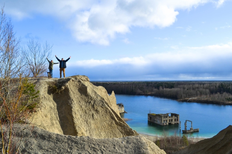 Tallinn: Coastal Cliffs en Rummu Suberged Quarry Day Tour