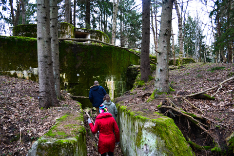 Tallinn: Coastal Cliffs en Rummu Suberged Quarry Day Tour