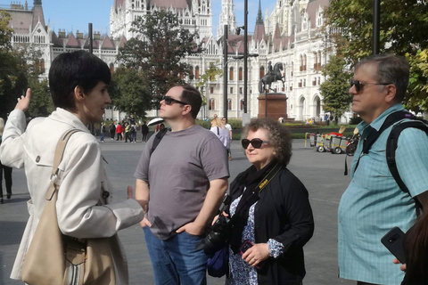 Budapest communiste: marche de 3 heures avec un historienPromenade privée de 3 heures avec un guide historien