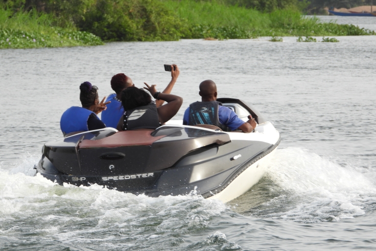 Accra: 2-tägiger Ausflug zum Aqua Safari Resort und zur Schatzinsel